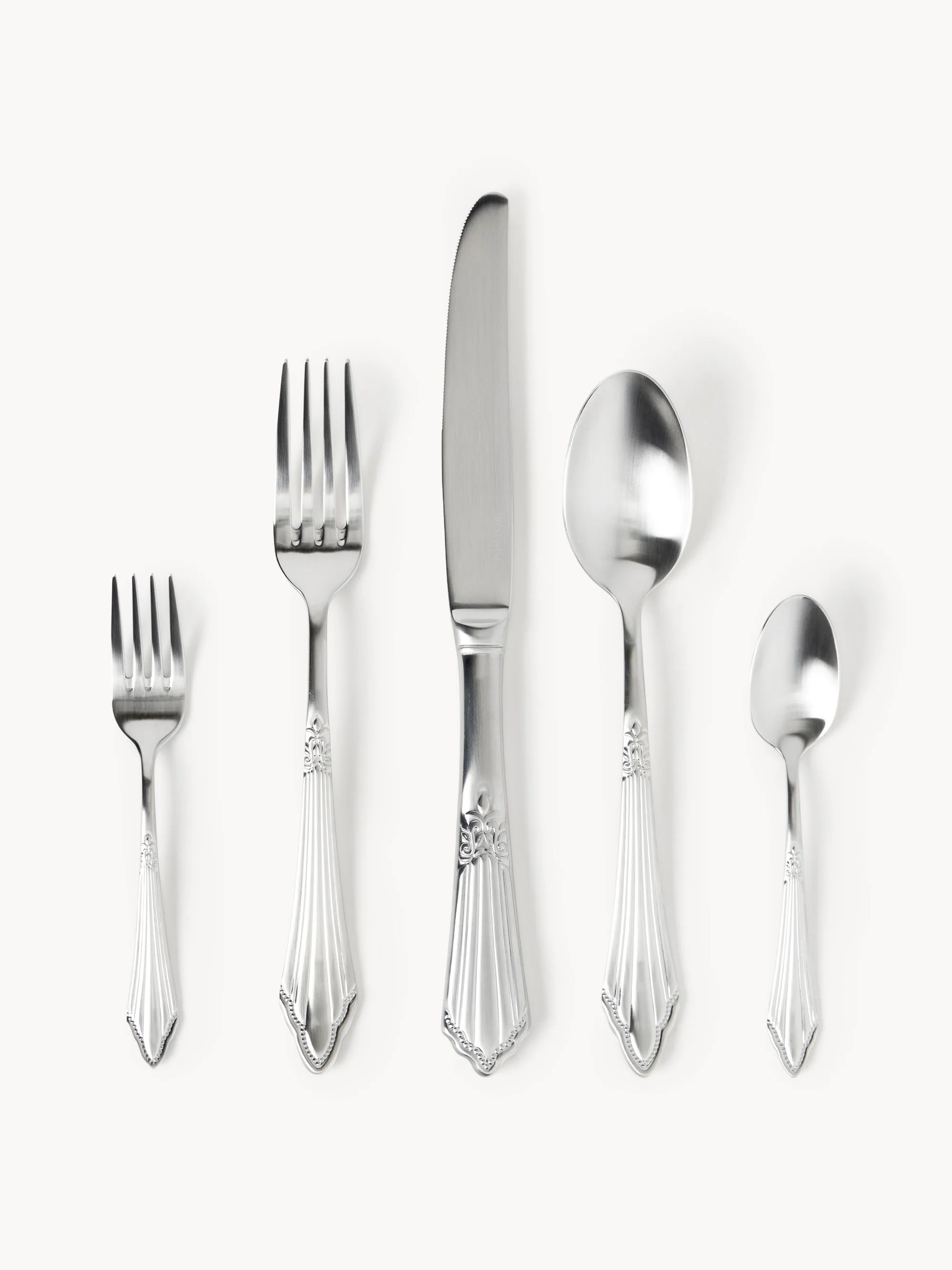 Service de 4 Couverts en Argent – Élégance et Raffinement pour Votre Table